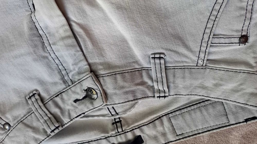 Дамски светли дънки MINIMUM