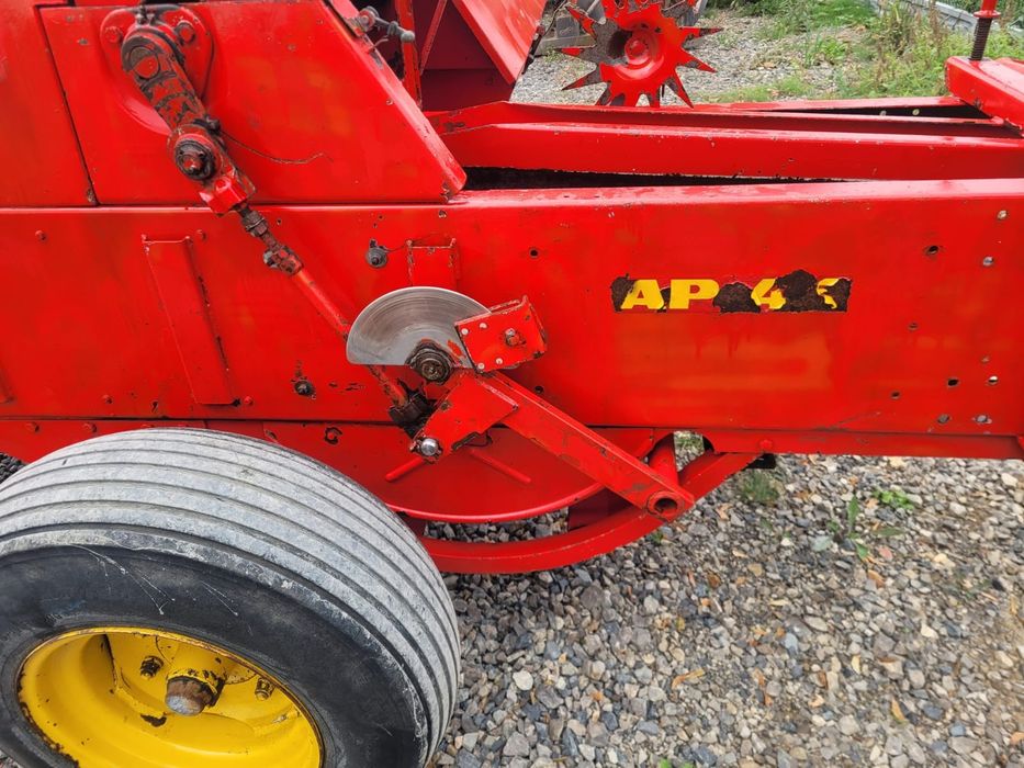 Пресс-подборщик Вельгер Ар45