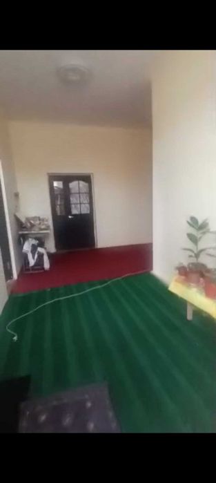 G‘ijduvonda 6 sotixli hovlili uy – maktab, bog‘cha va do‘konga yaqin!