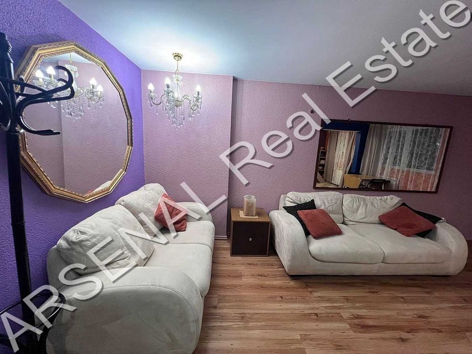 Дава се под наем Двустаен апартамент в София, Център - 75 кв.м за 690 € - Снимка #3