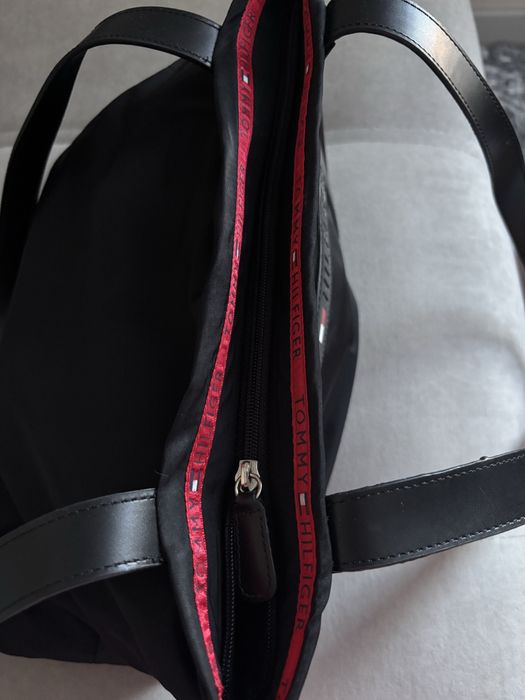 Сумка Tommy Hilfiger черный