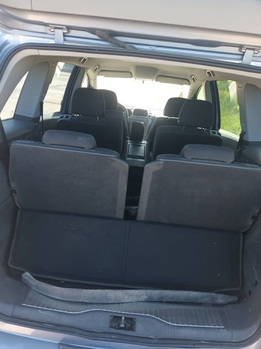 Dezmembrez Opel Zafia B 1.9 diesel