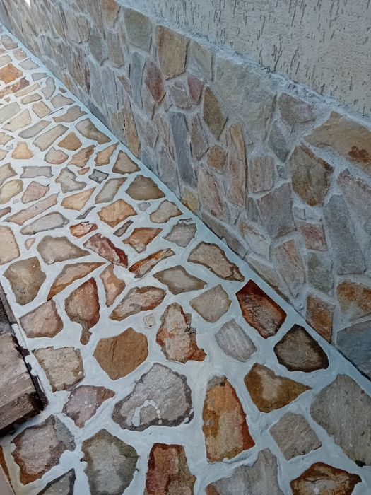 Lux Atemporal: Selecția Noastră de Piatră Naturală