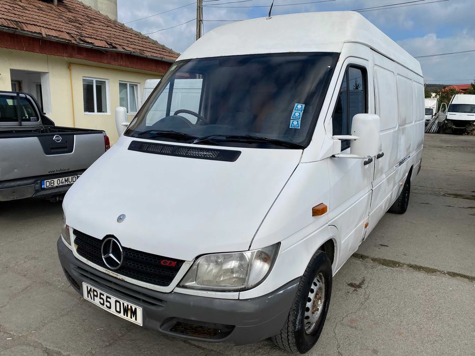 RADIATOR Ventilator Pompa Servo SPRINTER 208,211,213,308,311,313