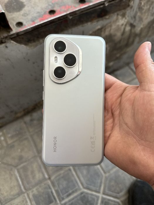 Honor 400 pro 12/512 gb
