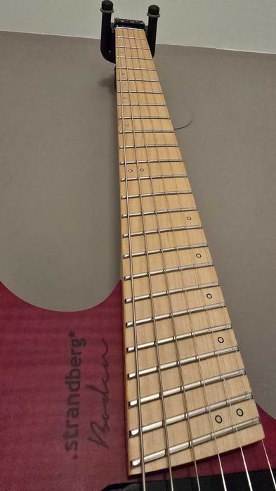 Продавам китара Strandberg Boden Standart NX 6 Tremolo Red
