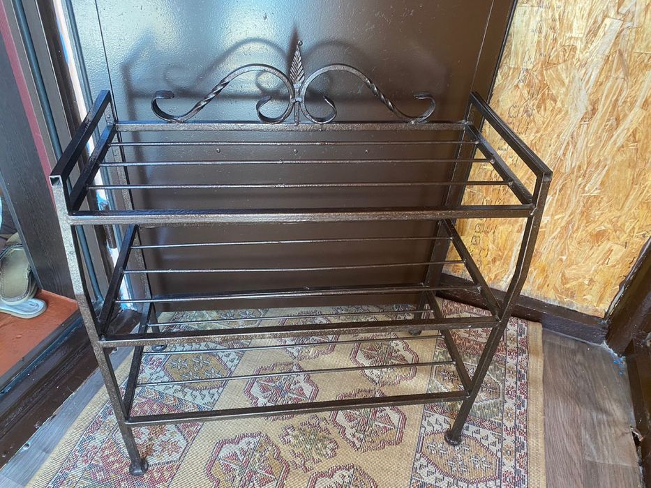 Продам полку под обувь