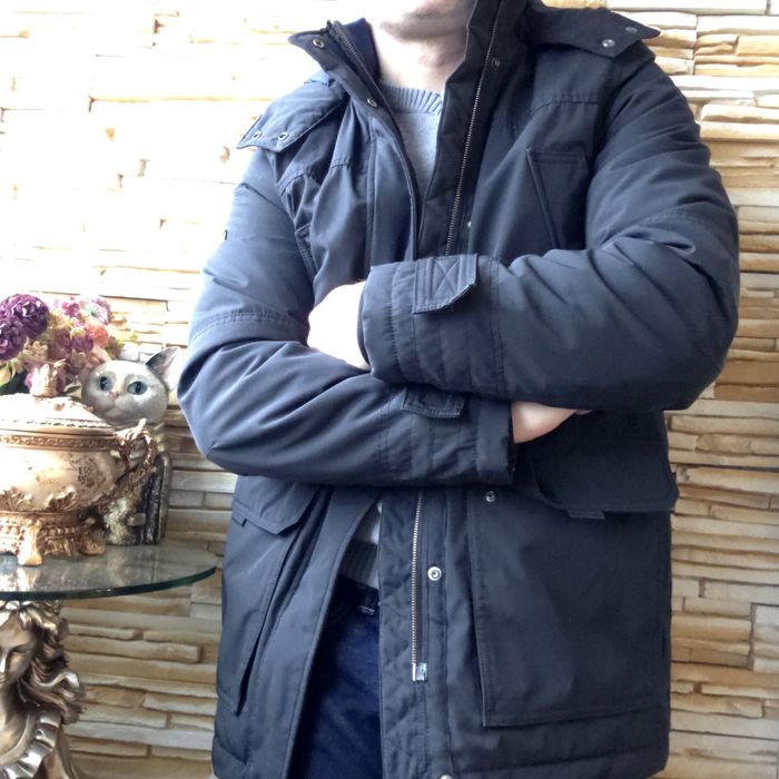 Geaca Tommy,marime S,ca noua,impecabila,superba