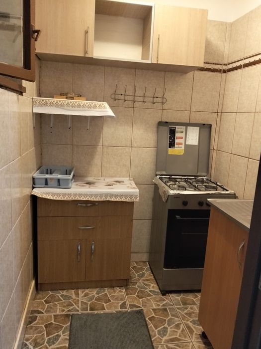 Inchiriez apartament 2 camere