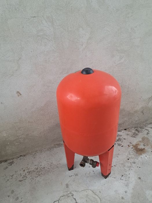 Vând cazan de lemne Vigas 25kw