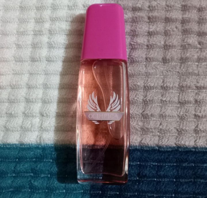 продам сладкие духи новые