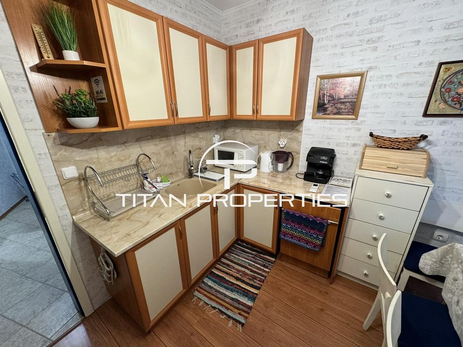 Дава се под наем Двустаен апартамент в Бургас, Лазур - 50 кв.м за 382.5 € - Снимка #2