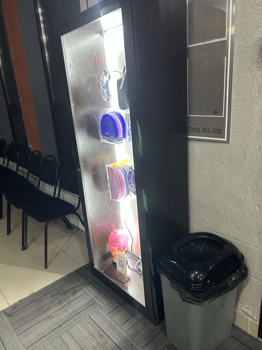 Ветрина для аксессуаров