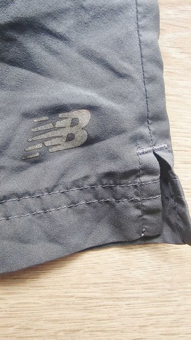 Pantaloni scurţi sport New Balance Lightning Dry - Mărimea L