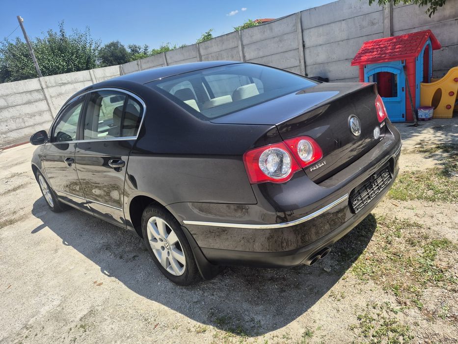 Dezmembrez dezmembrari vw passat b6 2.0 TDI CBAB