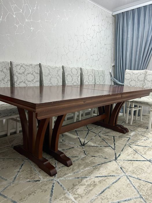 Продам стол трансформер 4 метровый