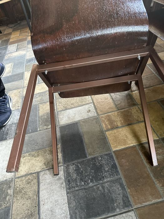 Scaune lemn  stare foarte buna