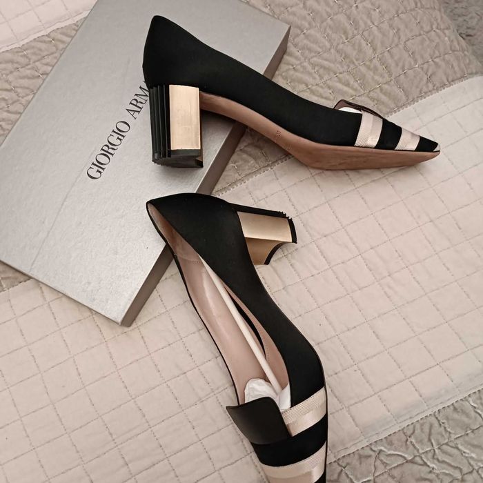 Oбувки за сватба или абитюрентски бал на Giorgio Armani 38 номер.