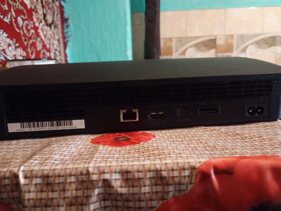 Vând PlayStation 3 modat