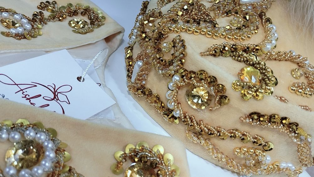 Продается костюм для девочек