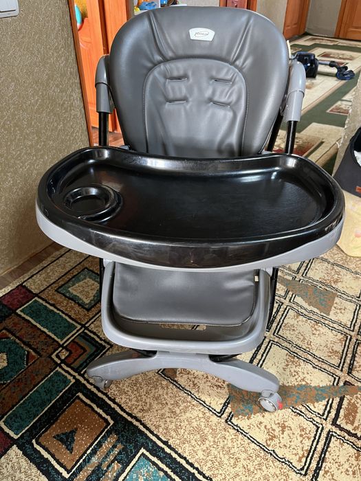 Продам стульчик детский