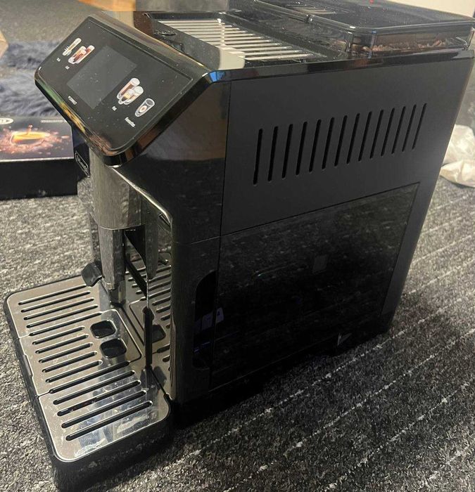 Продам Кофе машина