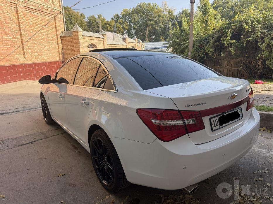 Chevrolet cruze.