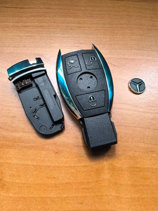 Кутийка за ключ за MERCEDES с 3 бутона