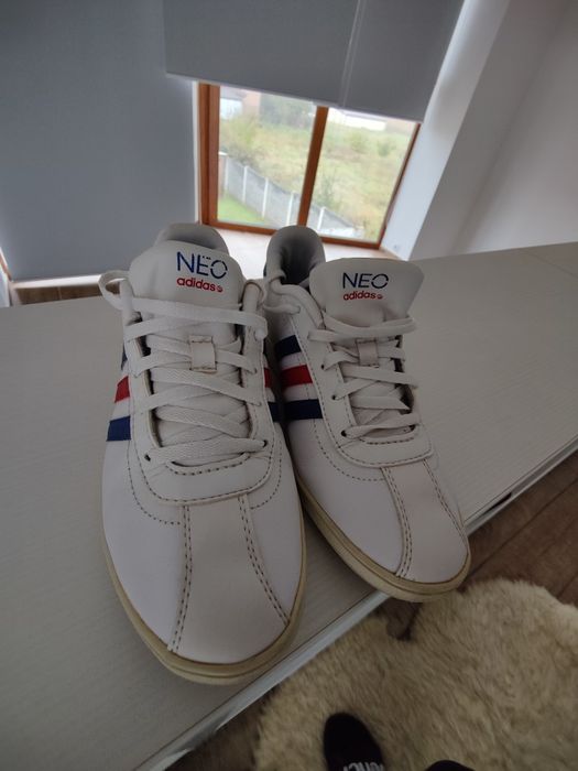 Pantofi sport Adidas, în stare buna, mărime 38 2/3
