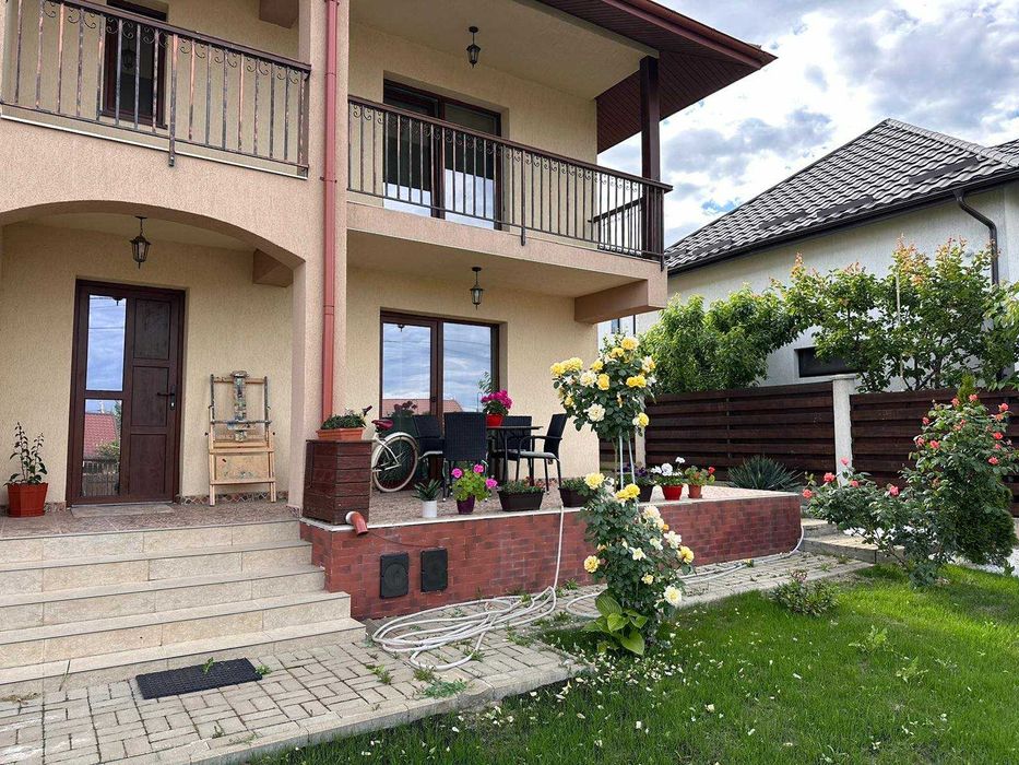 Casă de închiriat Platoul Galata