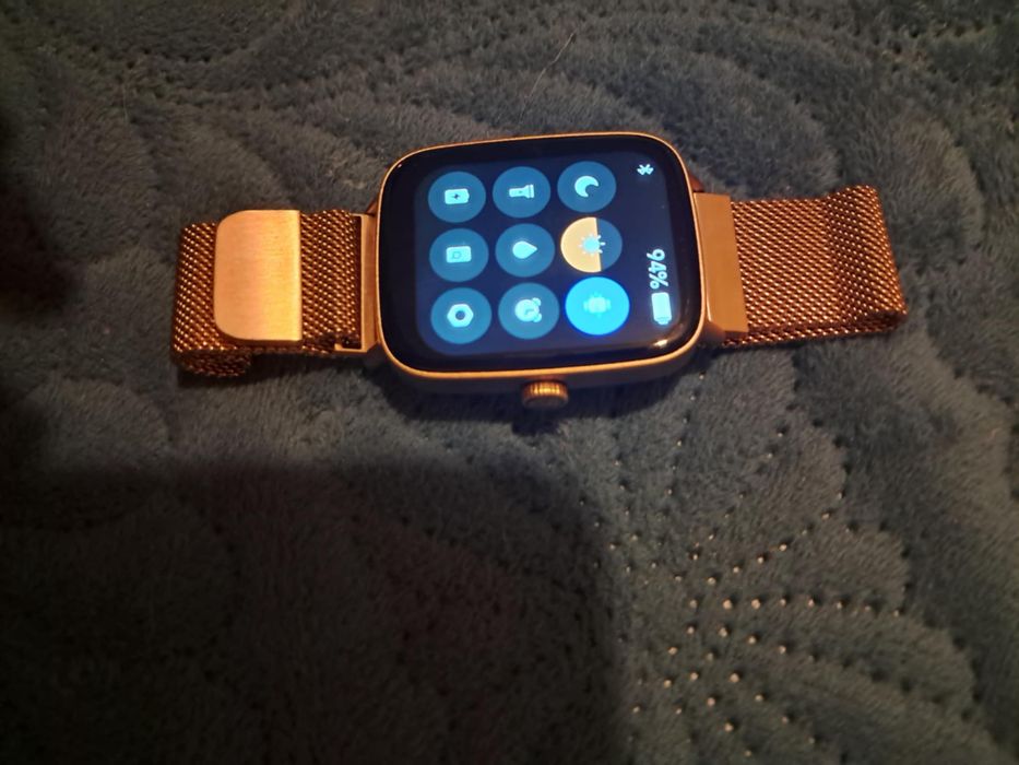 Smart watch - (ridicare personala Bc - neutilizat, usor negociabil)