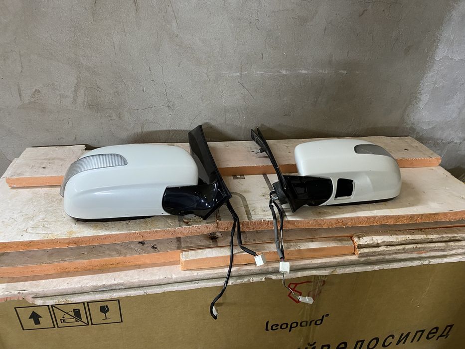 Зеркало на Альфард