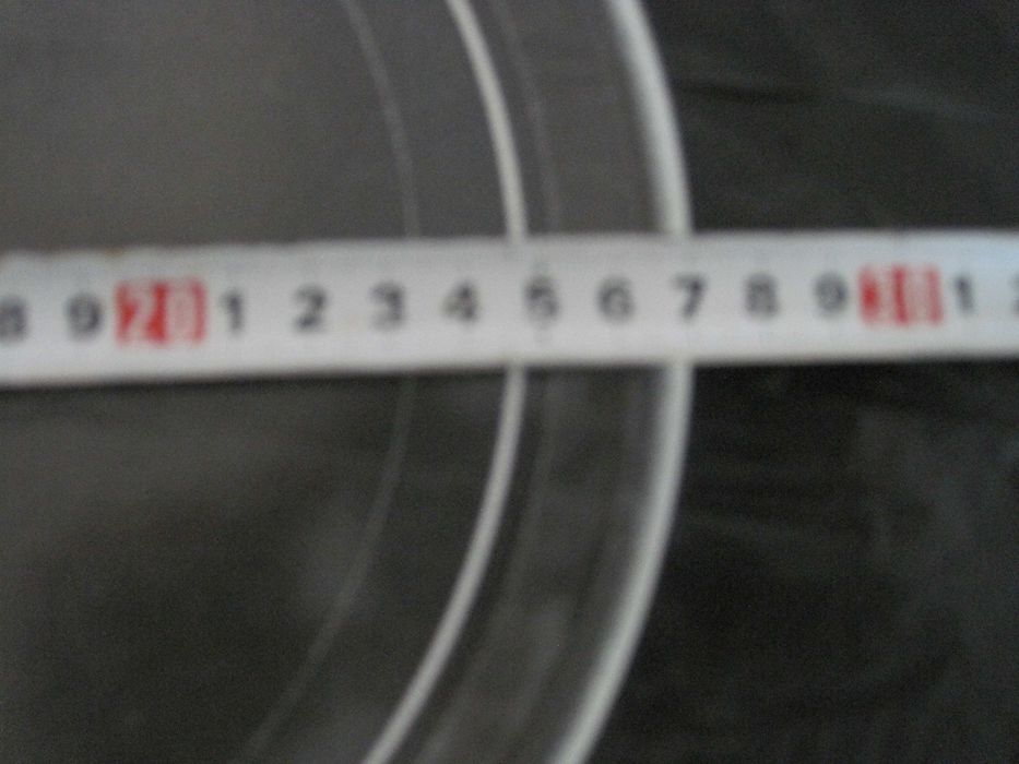 Продавам чиния за микровълнова фурна-27 см.