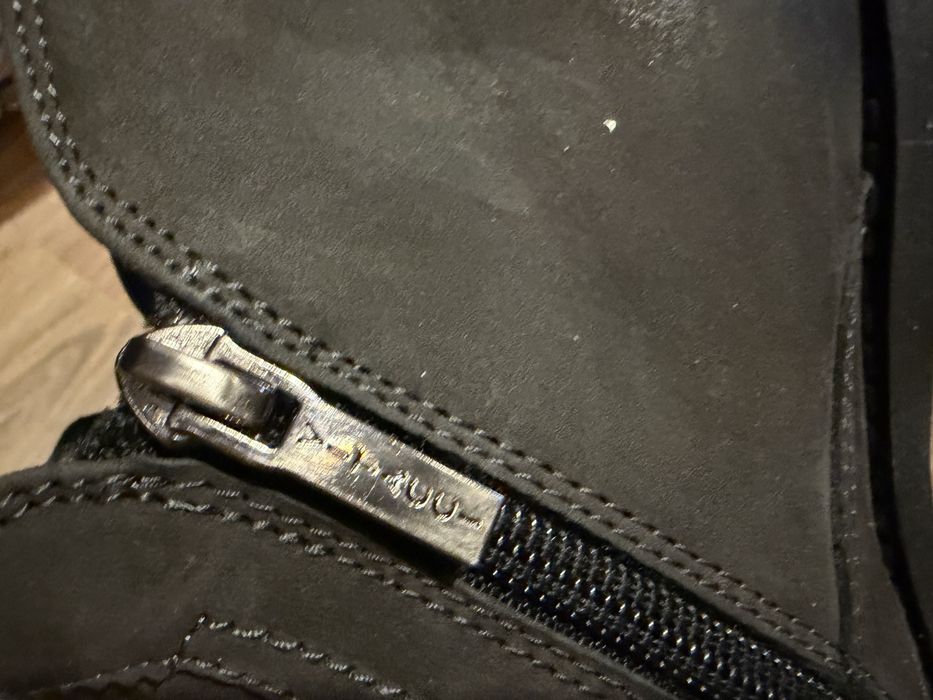 Кожаные ботинки демисезонные VITACCI