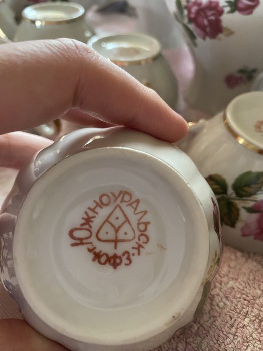 Винтажный чайный сервиз