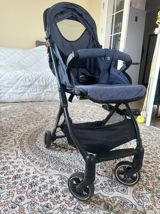 Продам детскую коляску