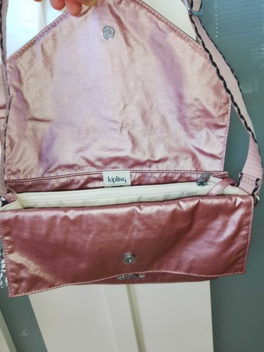 Бутикова чанта за през рамо нова