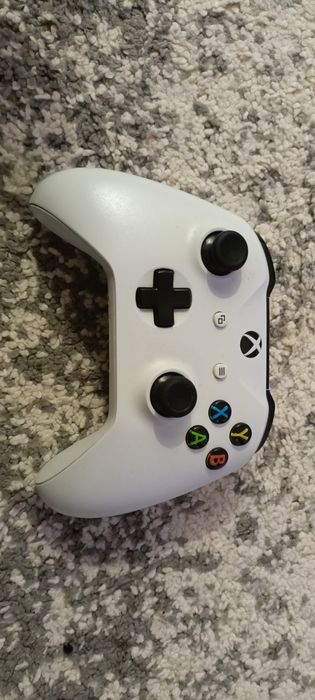 Xbox one s cu jocuri incluse jocurile se pot cumpăra și la bucată