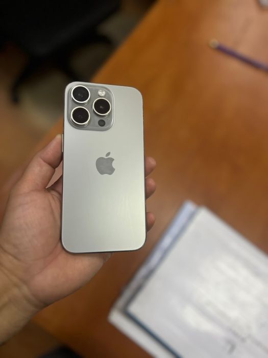 IPhone 15 pro 512 GB