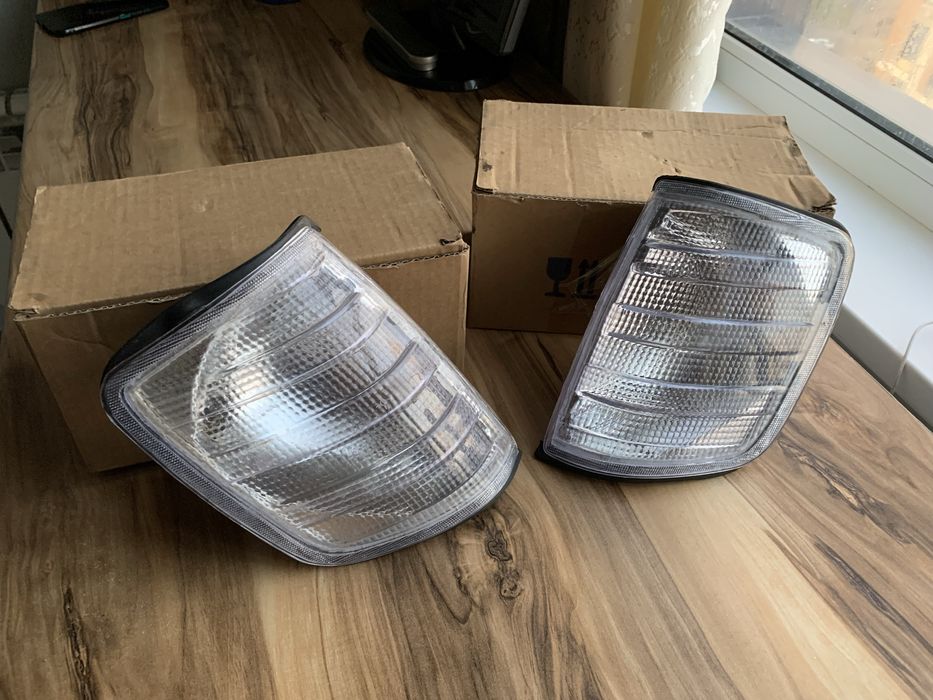 Продам на мерседес W124