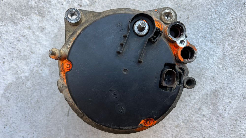 Волан и динамо за vw touareg 4.2 бензин