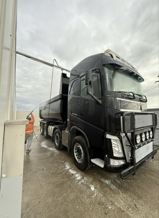 Volvo FH 540 bascula 8x4