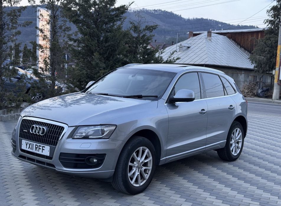 Dezmembrez Audi Q5 2.0 Tdi 170 cp Quattro  2011 cod motor CJC CGL CAH