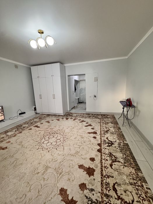 Жаңа қаладан 1- бөлмелі пәтер.