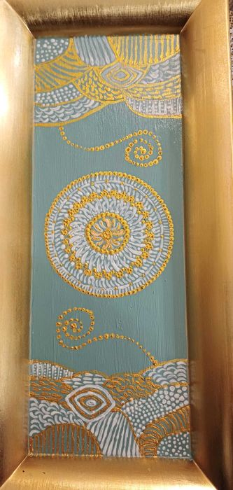 Ръчно рисуван поднос