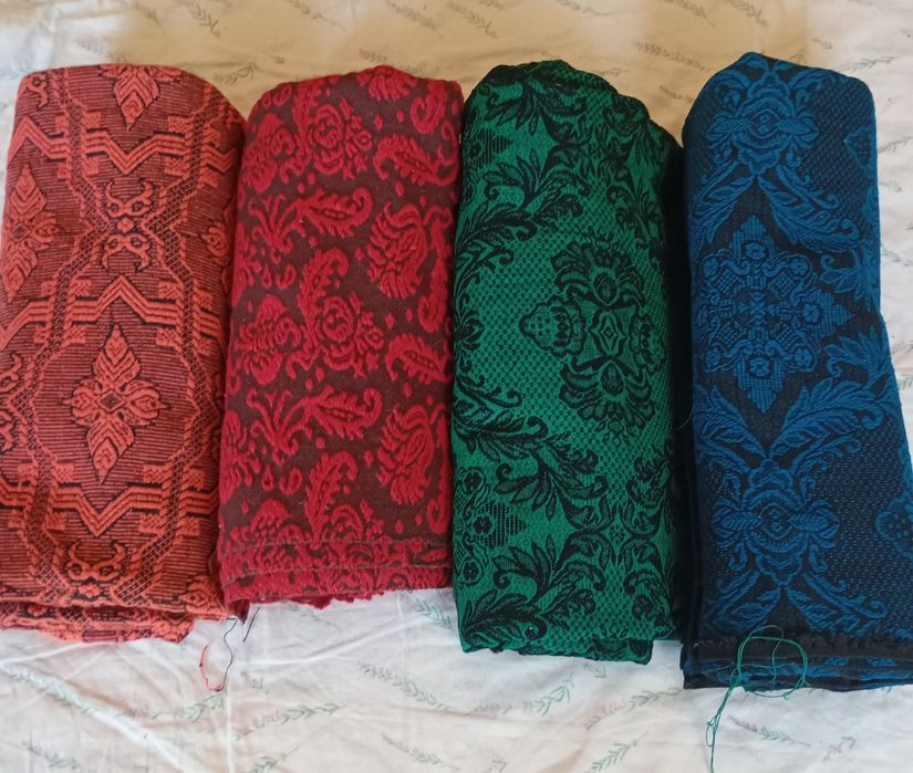 Вълнени покривала и платове