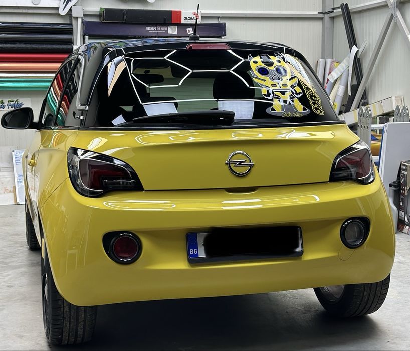 Продавам едно истинско бижу Opel Adam