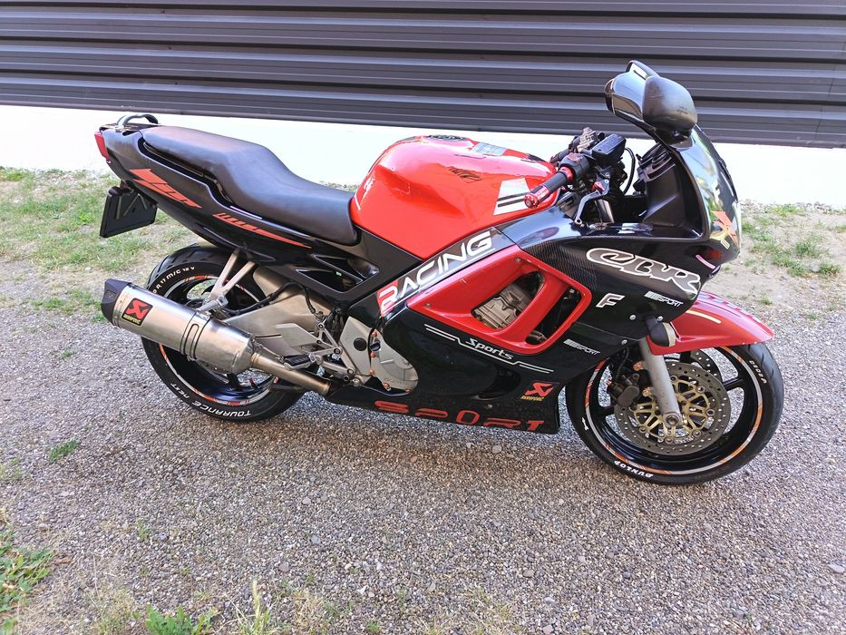 CARENE / MOTO / honda cbr 600 F