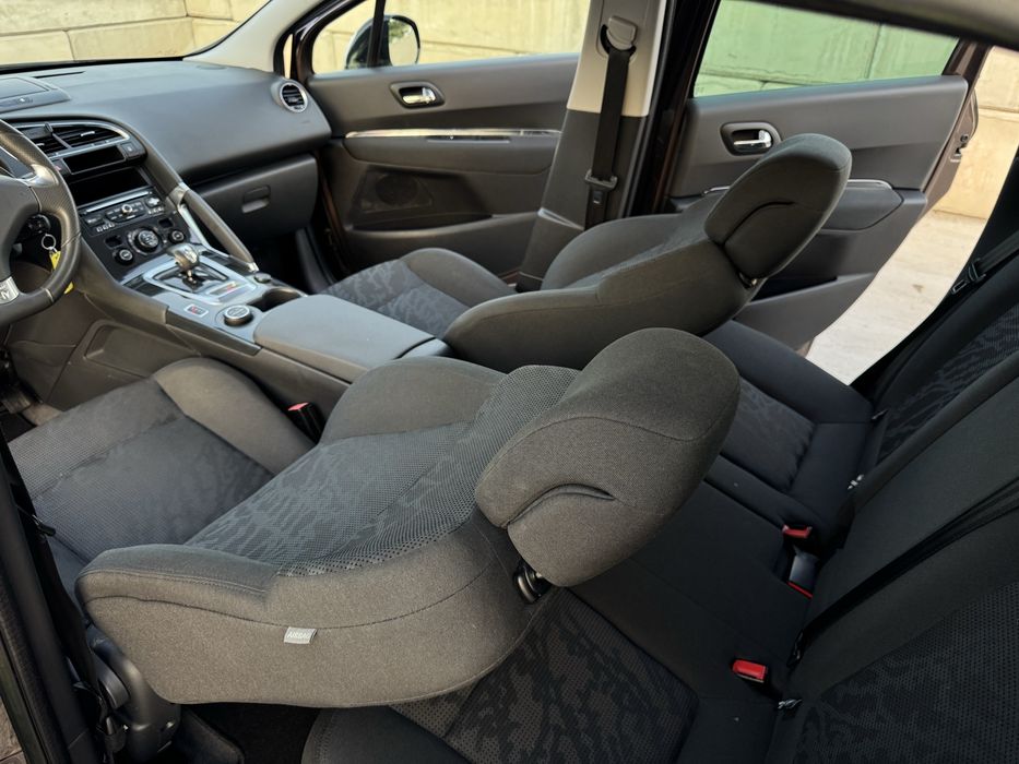 Peugeot 3008 2013