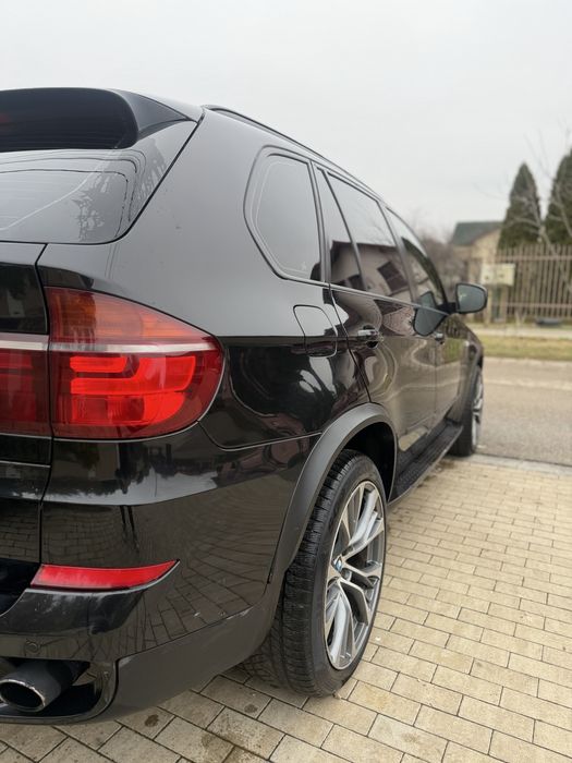 Vand / Schimb Bmw x5 2011 facelift schimb cu containere